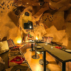 THE CAVE ザケイブ 新宿東口店特集写真1