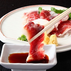 【新鮮！熊本直送！】馬刺し 特撰2500円(税込)飲み放題付きのコースも4000円台からご用意◎の写真