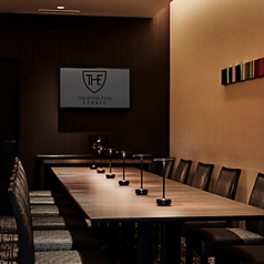 【記念日に最適な完全個室】お誕生日や結婚記念日など、特別な日を静かに過ごしたい方にぴったりな完全個室です◎二人だけの特別な空間で、誰にも邪魔されることなく、特別なひとときをお過ごしいただけます!個室料として、2時間5,500円(税込)を頂戴しております。事前にご予約いただけますと幸いでございます♪