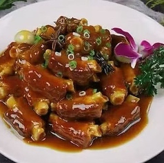 紅焼スペアリブ