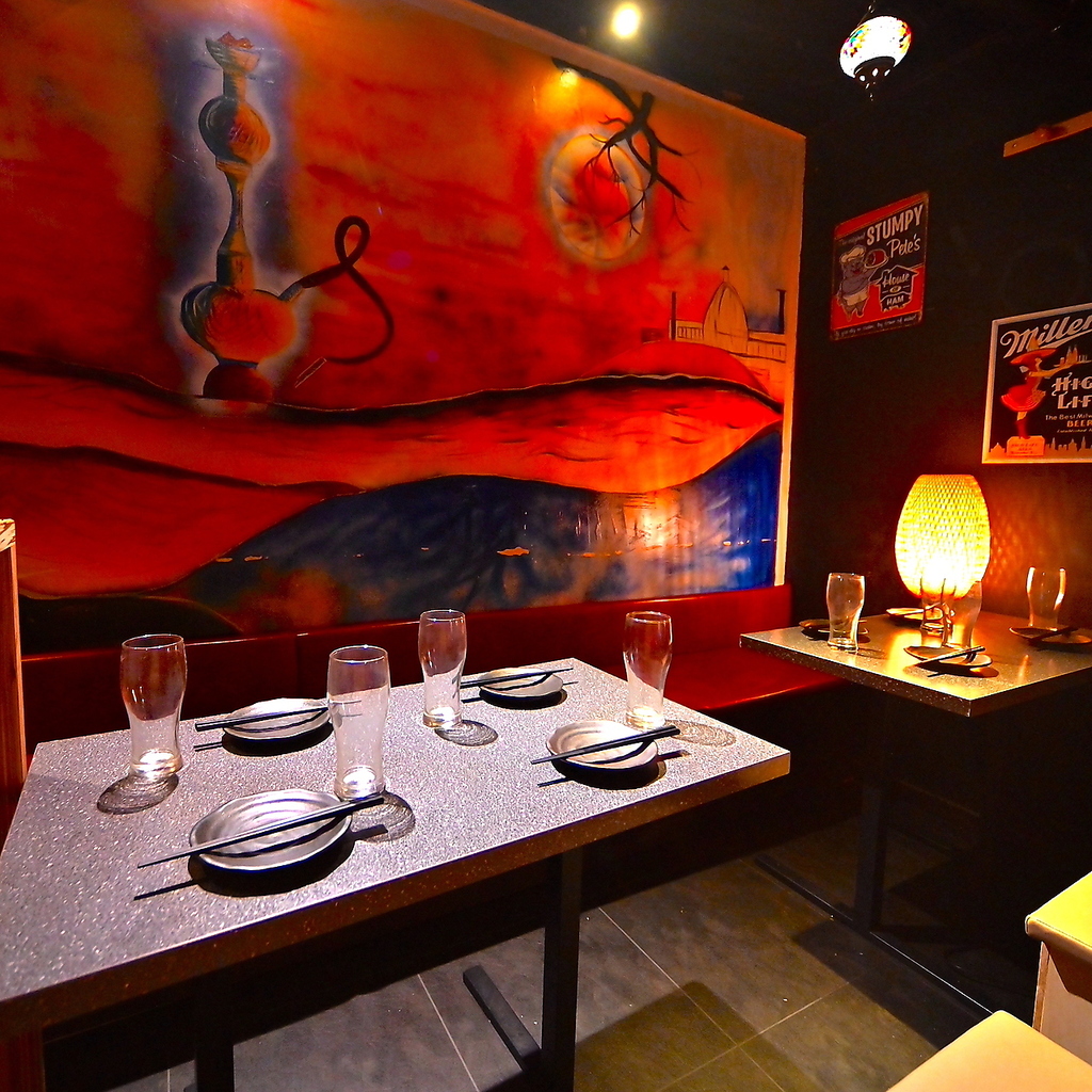 モダンな個室で誕生日パーティー♪