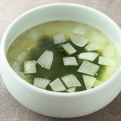 わかめスープ