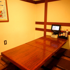 足を伸ばしてリラックス出来る座敷席もご用意!各種宴会に◎