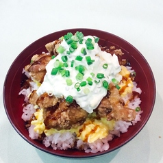 鶏天月見丼/鶏の唐揚タルタル丼/自家製炙りチャーシュー丼/うにとろ丼