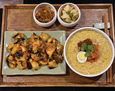 シムヤン 新大久保本店の雰囲気3