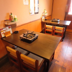 ご家族やご友人同士の飲みなどに最適なテーブル席で新鮮なジンギスカンをお楽しみ下さい！