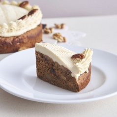 くるみとレーズンのキャロットケーキ