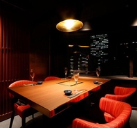 シェフ自慢の料理の数々を特別な空間とともに