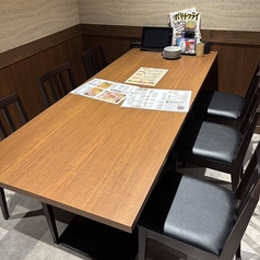 テーブル席は最大48名様までご利用いただけます!