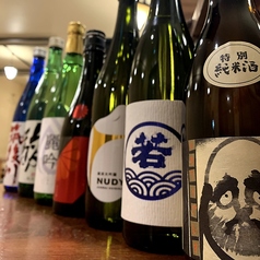 日本酒は日々入れ替わってます