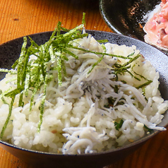 瀬戸内産しらす丼