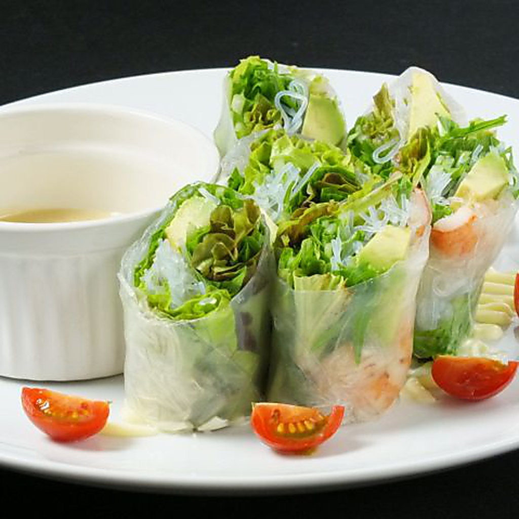 さっぱり爽やか♪エビとアボカドの生春巻き★