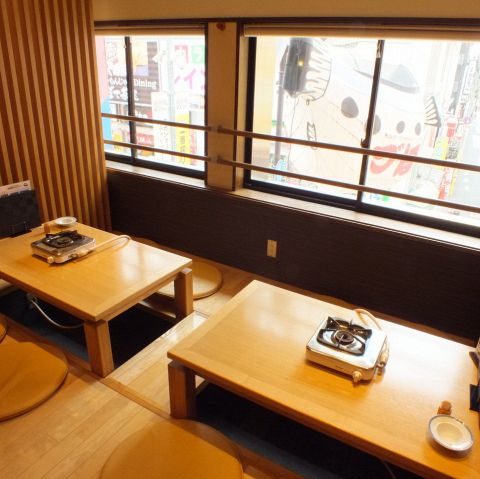 本館 掘りごたつ席