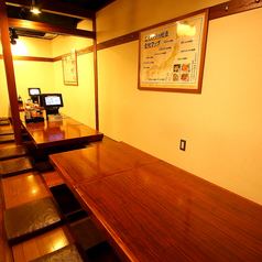 足を伸ばしながら、のんびりとお食事を愉しめるので長時間の宴会にも最適◎