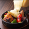 阿波尾鶏とゴロゴロ野菜、モッツァレラチーズのオーブン焼き