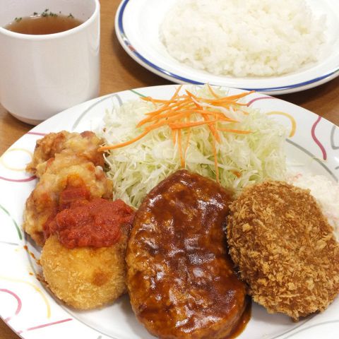 https://imgfp.hotp.jp/IMGH/92/89/P027959289/P027959289_480.jpg