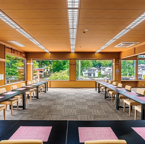 きふねでは、産地を厳選し、 素材にこだわり、 四季折々のお料理をご提供いたします。