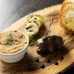 お肉のリエットとレバーのムース