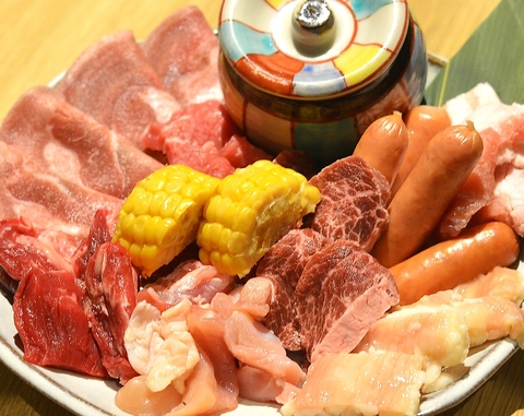 【焼肉食べ放題】お肉の味わいをしっかり楽しめる厚切り焼肉￥4,000前後で食べ放題♪