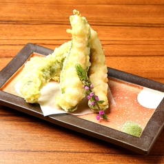 万願寺唐辛子と海老真丈のはさみ揚げ