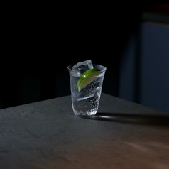 六・ジントニック