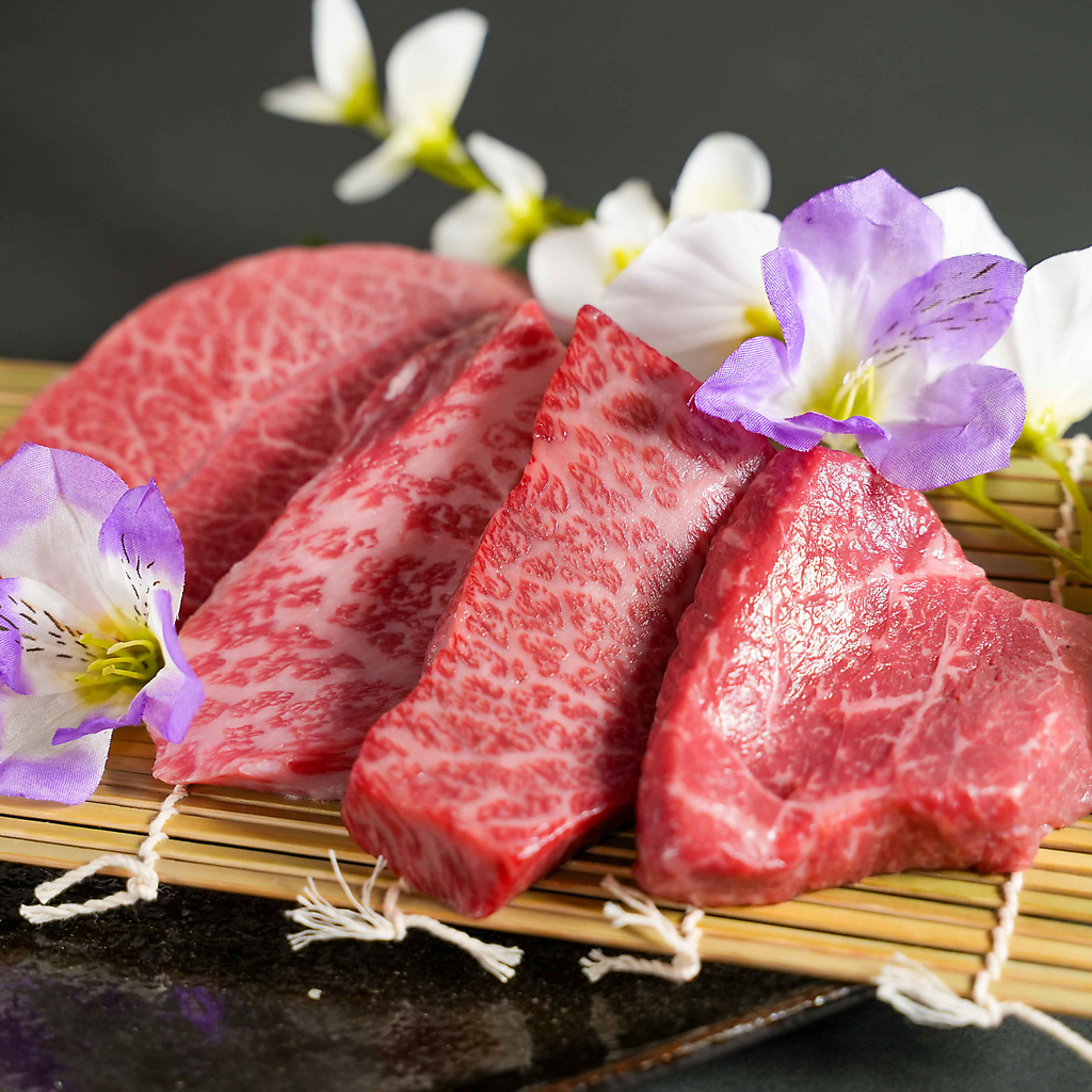 当店自慢!!厳選したお肉を食べ放題で存分にお楽しみください！