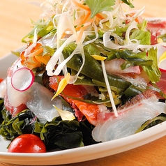 鮮魚の海鮮サラダ