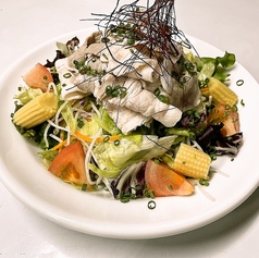 BORDER特製ドレッシングの冷しゃぶサラダ