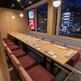 上野駅から徒歩2分と駅チカで好立地！店内は和モダンで落ち着いた、スタイリッシュな空間となっております。最大40名様までご案内可能ですので、接待や合コン、宴会・飲み会など様々なシーンに対応いたします。完全個室も完備しておりますので、ごゆっくり会話やお食事をお楽しみください。