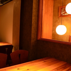 小倉居酒屋　炭隠れよつばの雰囲気1