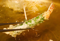 こだわりのブレンド油で揚げる天麩羅をご賞味ください