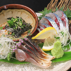 玄界灘の魚介など、こだわり素材を使用。