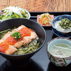 伊達サーモンのはらこ飯