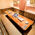 8名様用ＶＩＰ掘りごたつ席になります。落ち着いた雰囲気の店内はゆったりとお食事をするのに最適♪ご宴会コース以外にも、こだわりの逸品料理や可愛らしいデザートなど豊富にご用意しております！