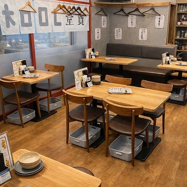 食堂ココロオドル 六甲道店の雰囲気1