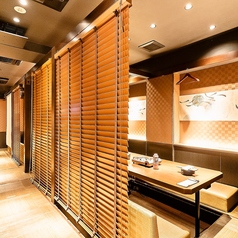 掘りごたつ個室は足を楽にお食事を楽しめると人気です♪旬の食材を使用したお料理と豊富なドリンクメニューで、多くの女子会や飲み会でご利用頂いております！こだわりの創作料理を皆さまでお楽しみください。