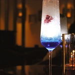 ジャズが流れる店内、プロに委ねる数々の作品を・・。お一人様、観光の方もお気軽にどうぞ。