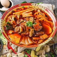 新鮮な食材と豊かなスープで、本格的な味わいをお届け