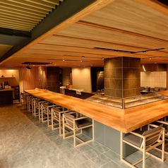 落ち着く雰囲気のカウンター席