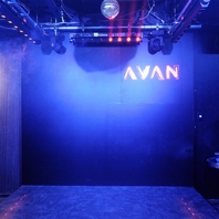 貸切利用でディスコ風に照明チェンジ！