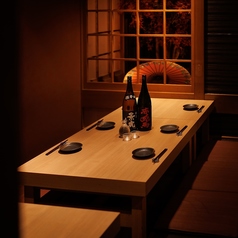 川崎駅から徒歩1分!!ドア付きの完全個室も多数ご用意！2～120名様まで対応できます☆プライベートな落ち着いたお食事のシーンから、大人数様で楽しく盛り上がれる宴会のシーンまで、お客様のご要望にお応えします。ご希望や不明点等はお気軽にお電話にてお尋ねください♪