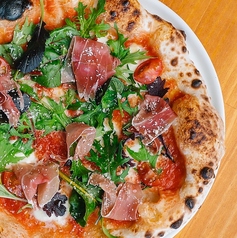 生ハムとフレッシュハーブ