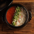 料理メニュー写真&nbsp;蟹といくらの土鍋