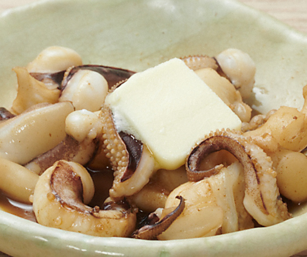 謎の屋名物　お酒がすすむゲソ醤油バター♪