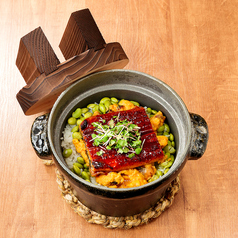 蒲鰻うなぎと卵の釜めし