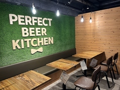 自由に繋げられる2名掛けテーブル