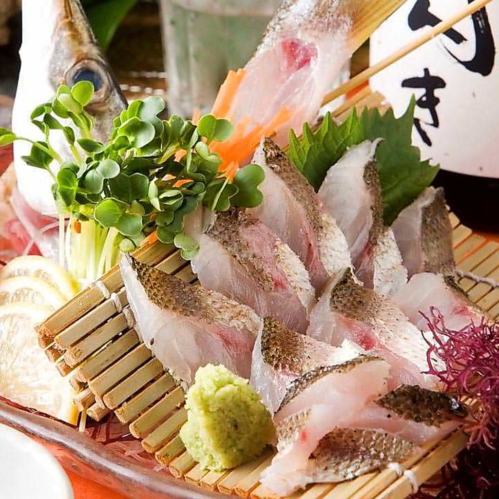 豊洲直送の新鮮海鮮をご堪能あれ。素材の旨みが際立つ逸品を、様々なシーンでお楽しみください。