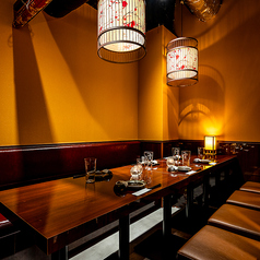 12名様までの団体様向けゆったり個室完備！同窓会や仲間とのパーティー、打ち上げ、お勤め先でのご宴会等多様なシーンにご利用下さいませ。想い出に残る特別なお時間を…◎