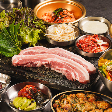 小さな韓国 あぷろ 二日市店の雰囲気1