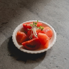 旬のフルーツとトマトのサラダ(Seasonal Fruit & Tomato Salad)